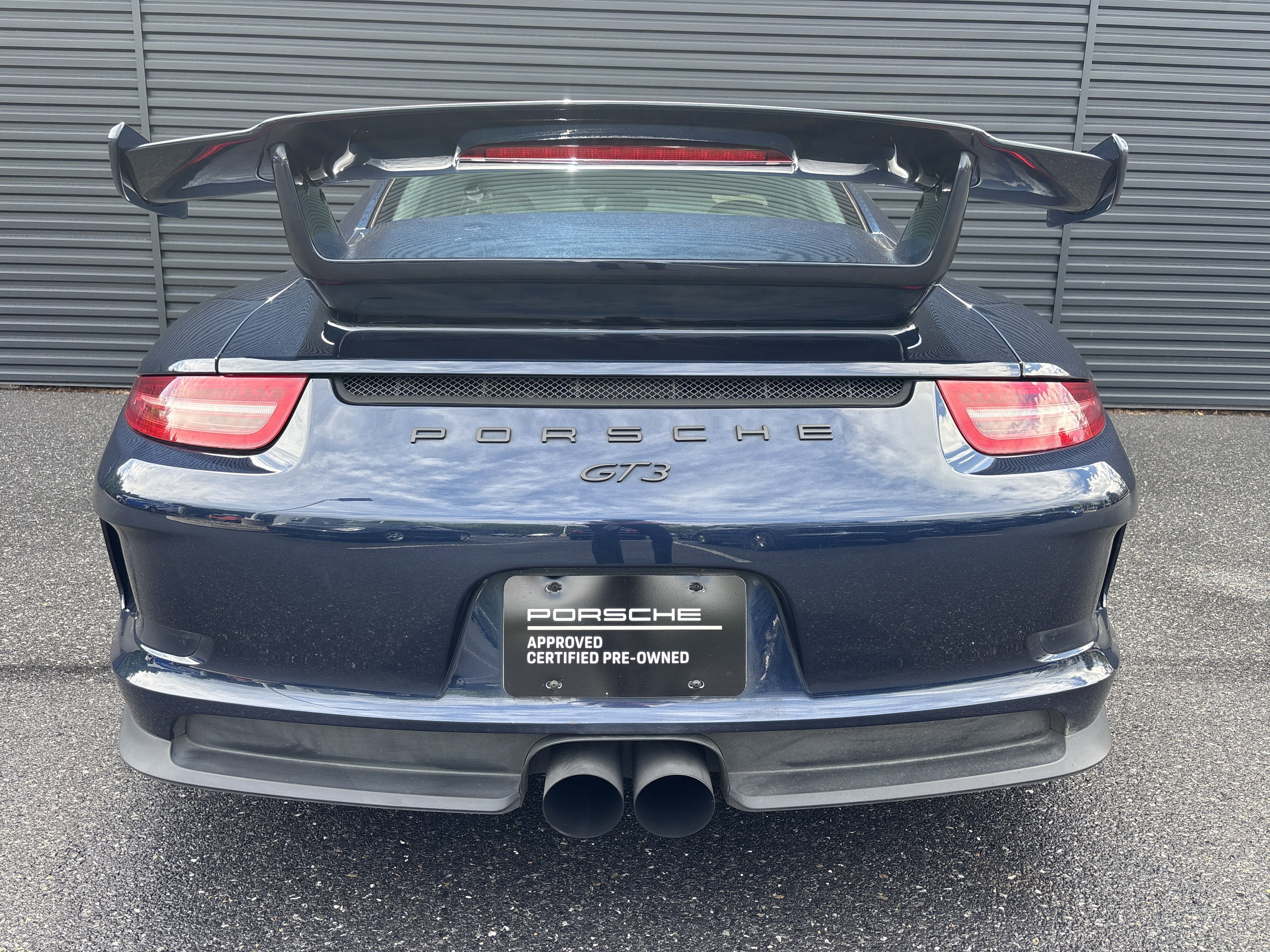 Used 2015 Porsche 911 GT3 RWD image 4