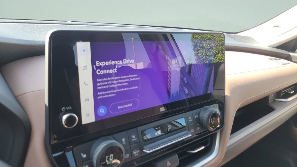 Used 2025 Toyota Grand Highlander AWD image 20