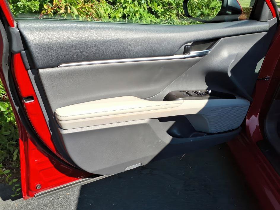 Certified 2023 Toyota Camry XLE FWD image 16