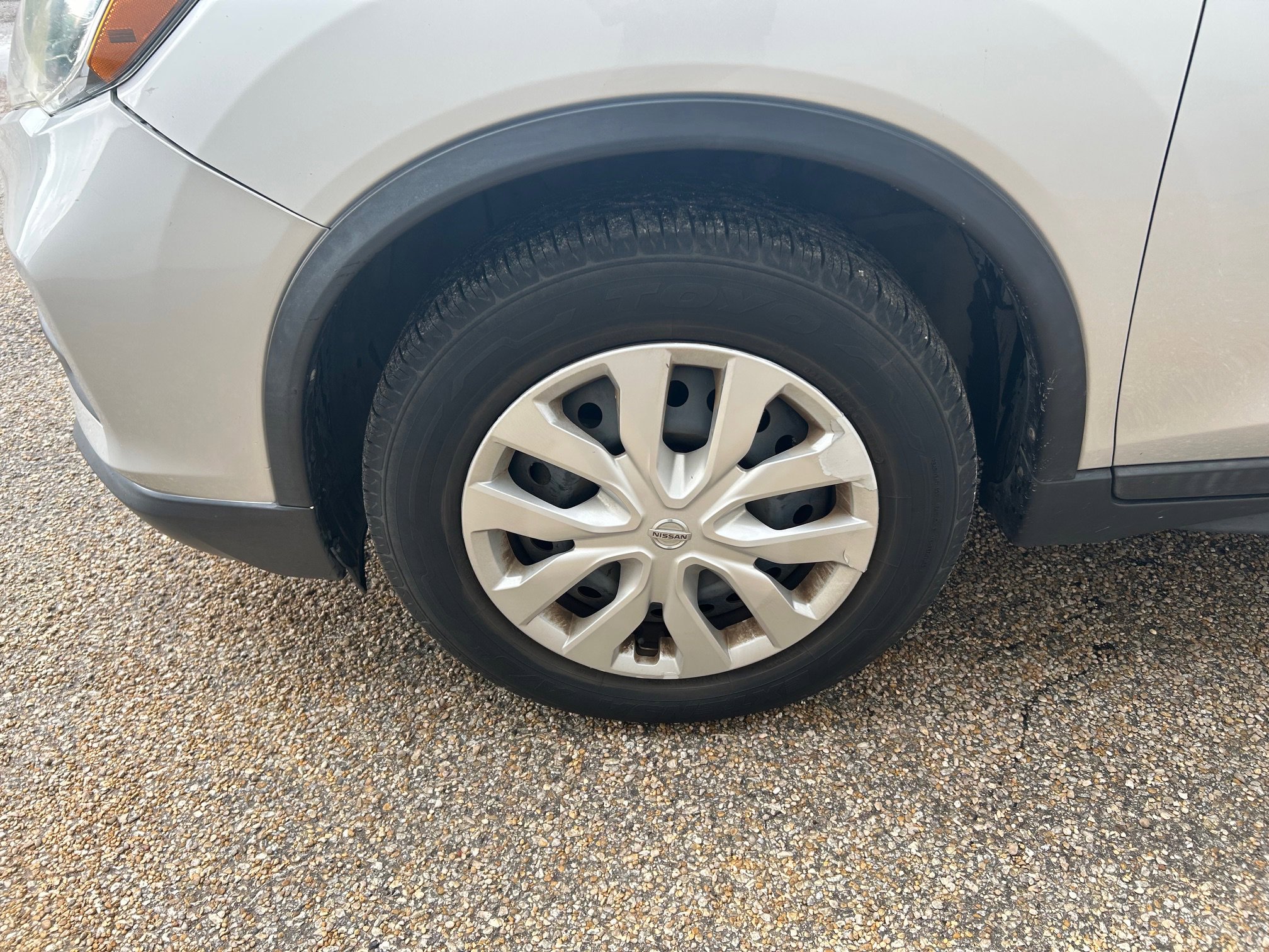 Used 2018 Nissan Rogue S image 22