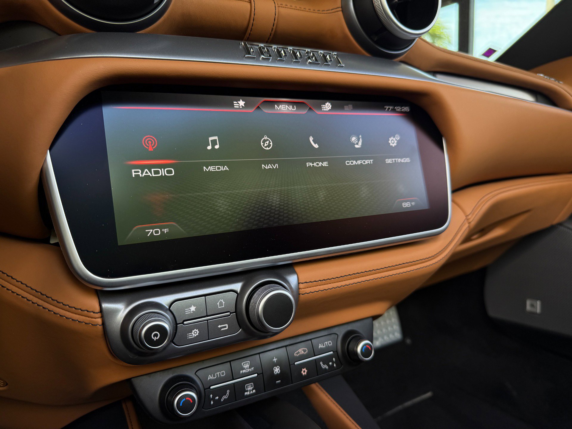 Used 2019 Ferrari Portofino RWD image 41