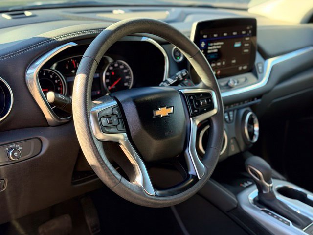 Used 2024 Chevrolet Blazer LT w/ Convenience Package AWD/4WD image 9