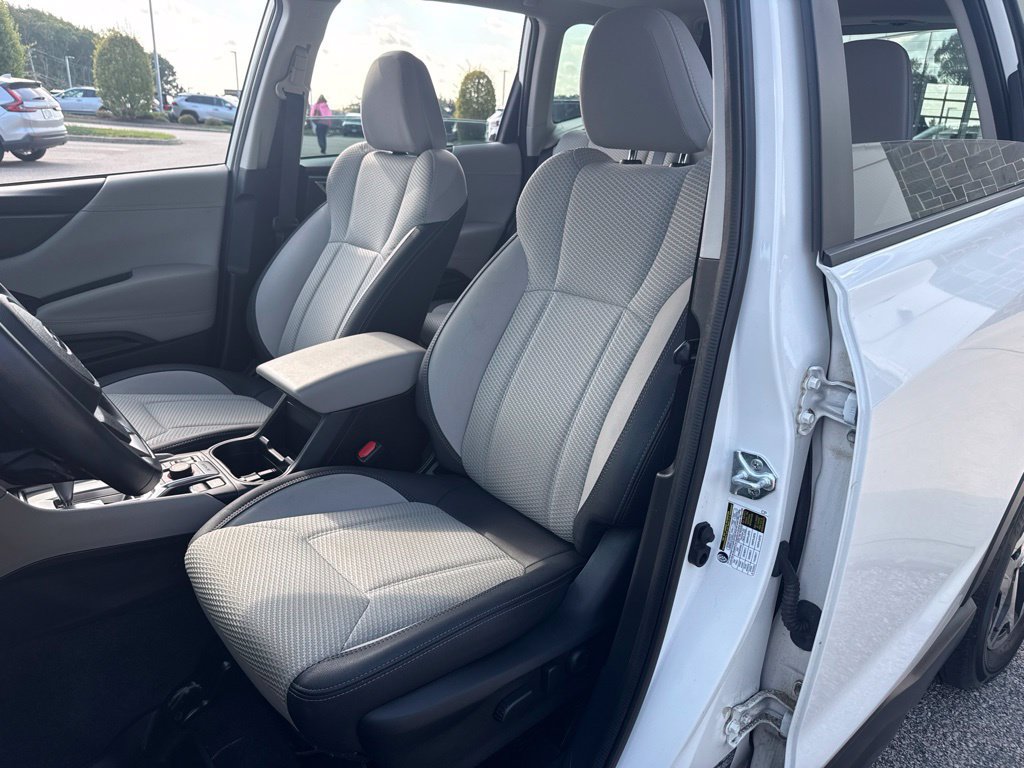Used 2023 Subaru Forester Premium AWD/4WD image 19