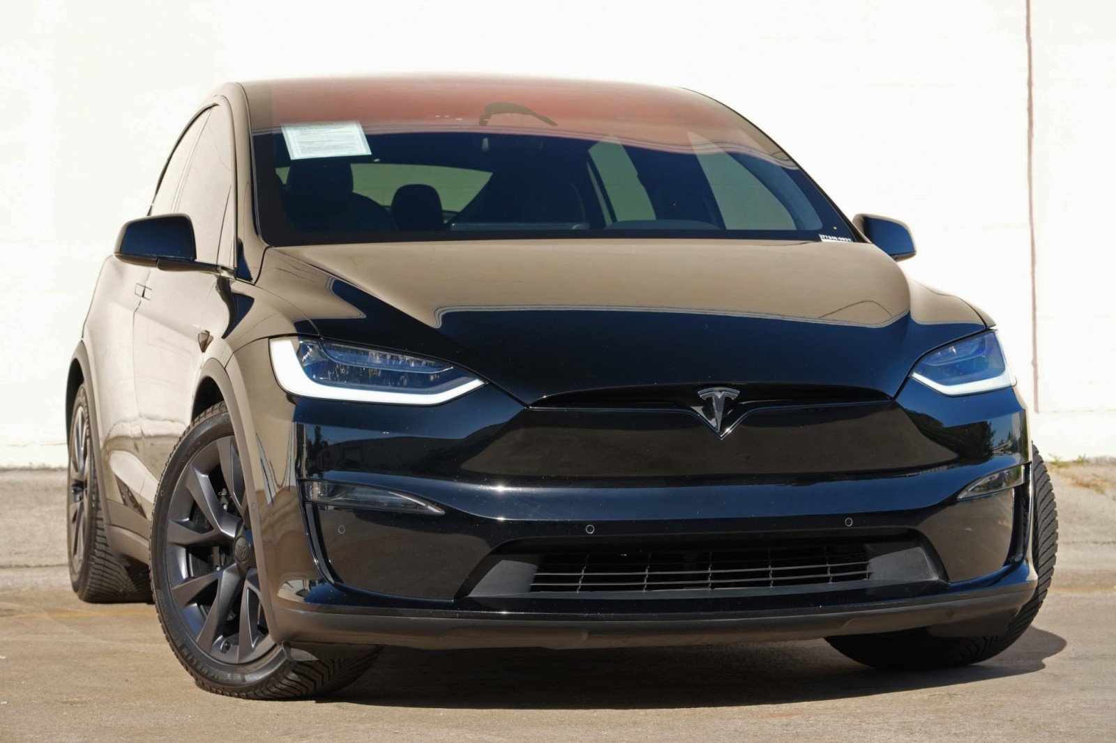 Used 2023 Tesla Model X image 4