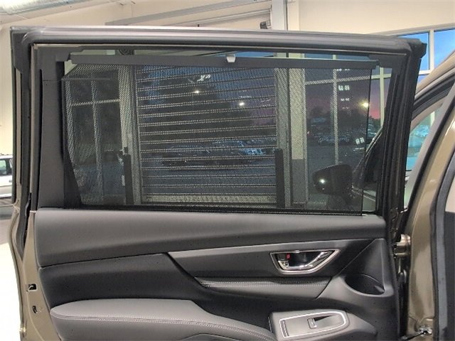New 2025 Subaru Ascent Limited w/ Popular Package #2 image 16
