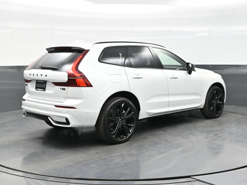 New 2026 Volvo XC60 T8 Ultra w/ Climate Package PRO AWD/4WD image 7