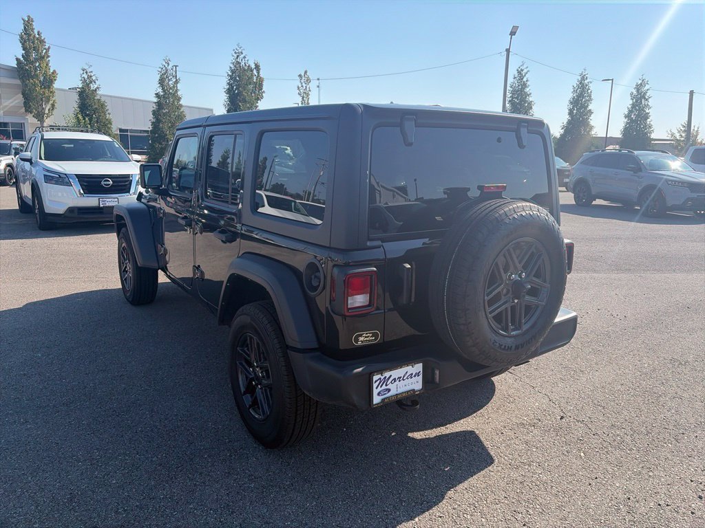 Used 2024 Jeep Wrangler Unlimited Sport AWD/4WD image 5