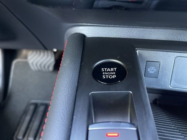 New 2025 Nissan Kicks SR image 26