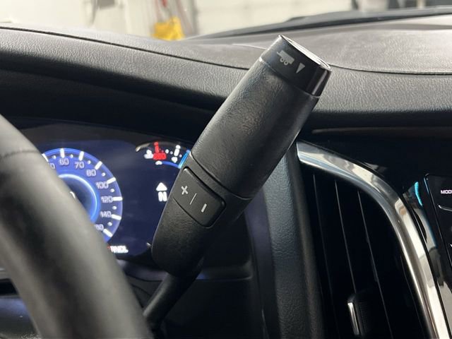 Used 2018 Cadillac Escalade ESV Premium Luxury image 16