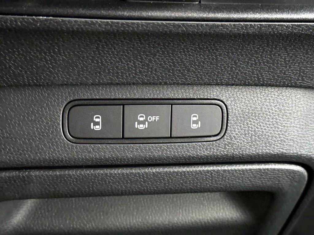 New 2025 Volkswagen ID. Buzz Pro S image 15