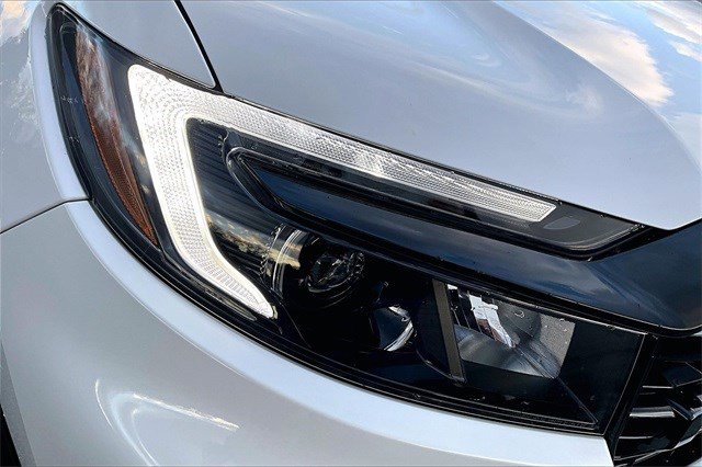 Certified 2024 Honda Ridgeline Black Edition image 31