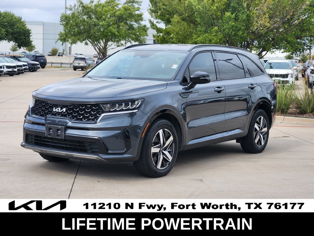Used 2023 Kia Sorento S FWD image 2