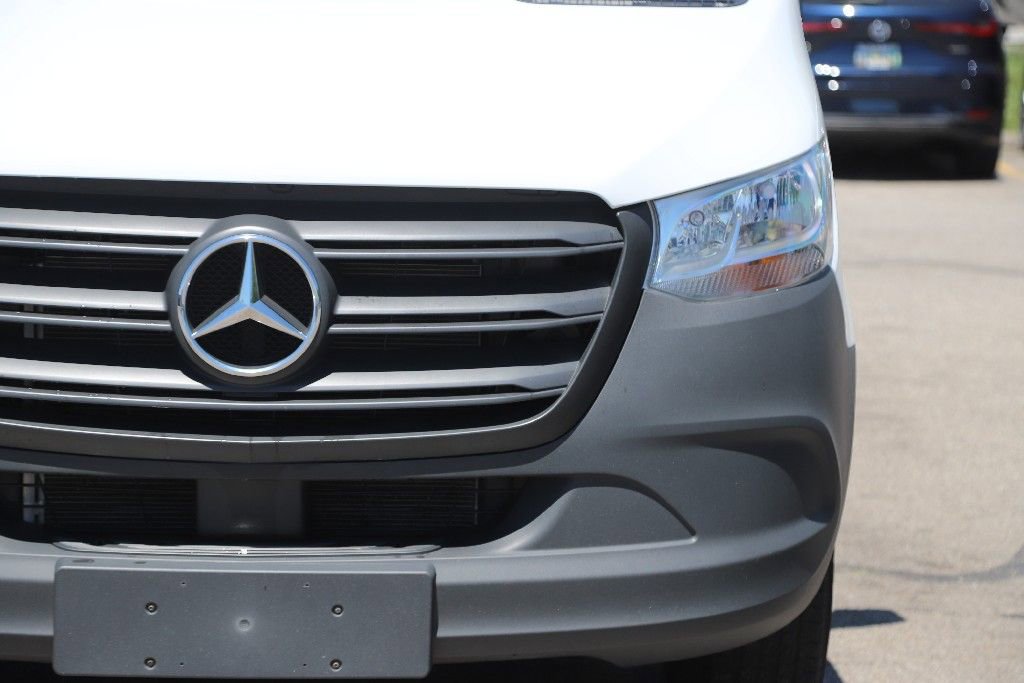 Used 2024 Mercedes-Benz Sprinter 2500 image 20