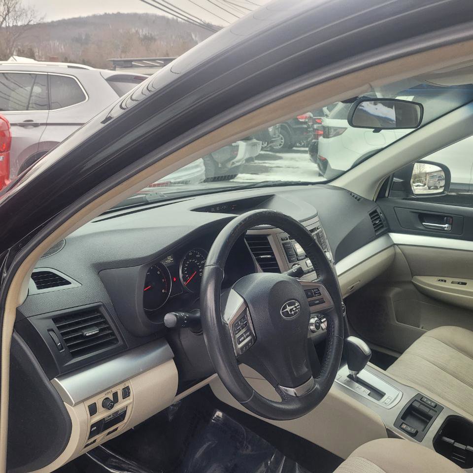 Used 2013 Subaru Legacy 2.5i Premium image 10
