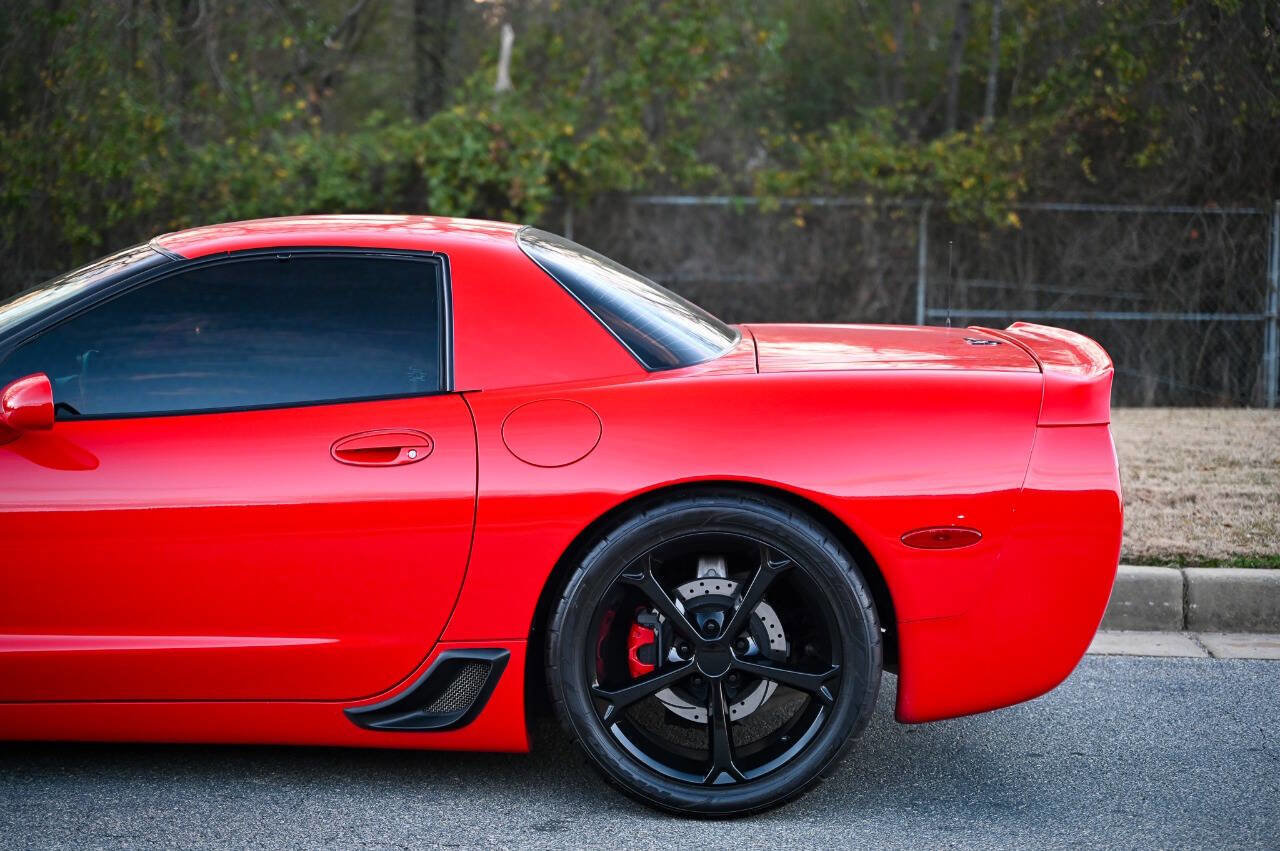 Used 2002 Chevrolet Corvette Z06 w/ Memory Pkg image 9
