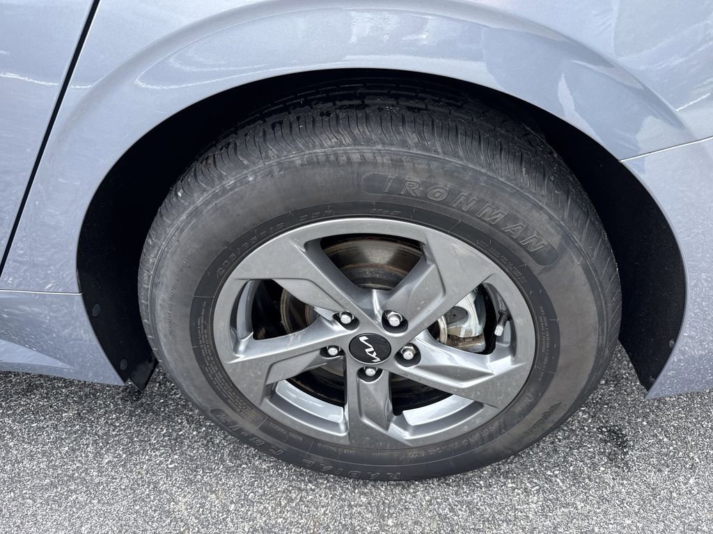 Used 2023 Kia K5 LXS FWD image 19