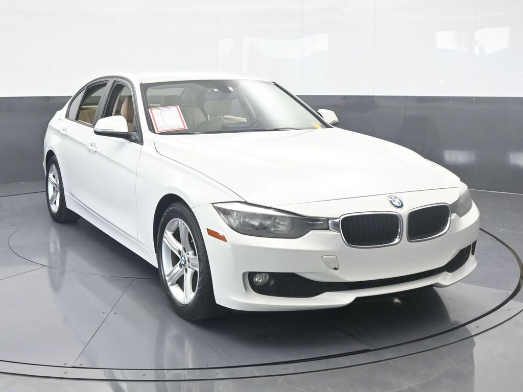 Used 2014 BMW 320i Sedan image 9