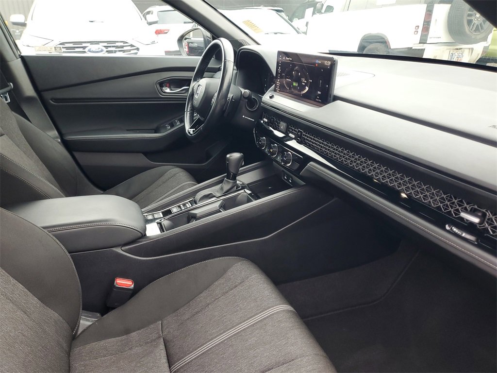 Used 2024 Honda Accord Sport image 34