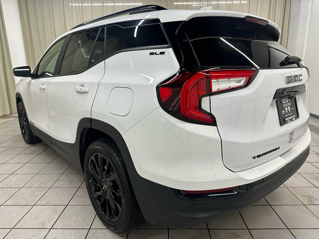 Certified 2023 GMC Terrain SLE w/ Driver Convenience Package image 9
