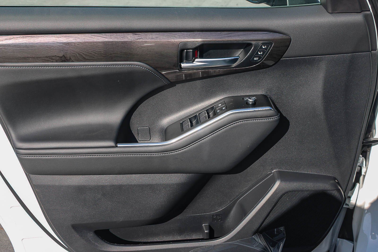 New 2026 Toyota Highlander Limited AWD/4WD image 23