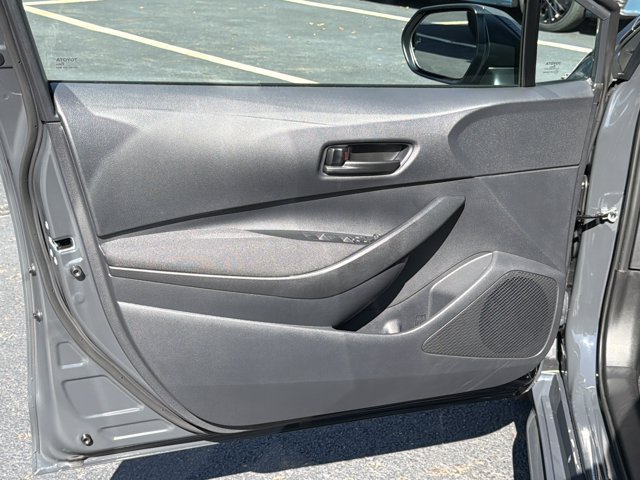 Used 2026 Toyota Corolla LE FWD image 10