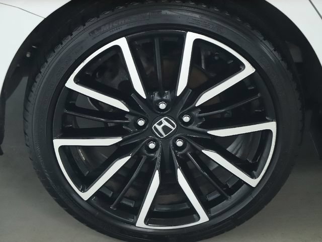 Used 2025 Honda Accord Touring image 13