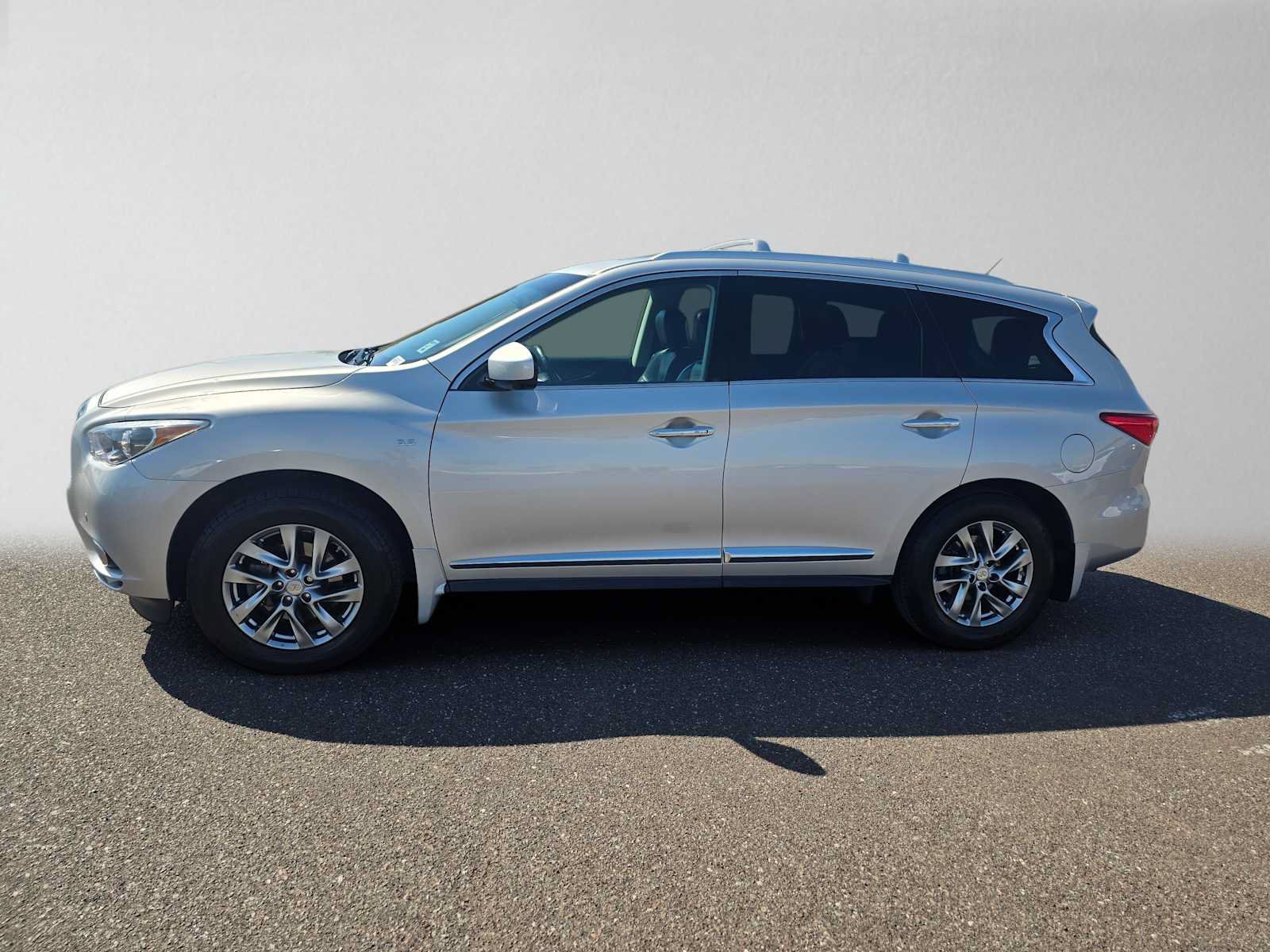 Used 2015 INFINITI QX60 Luxe w/ Premium Plus Package AWD/4WD image 6