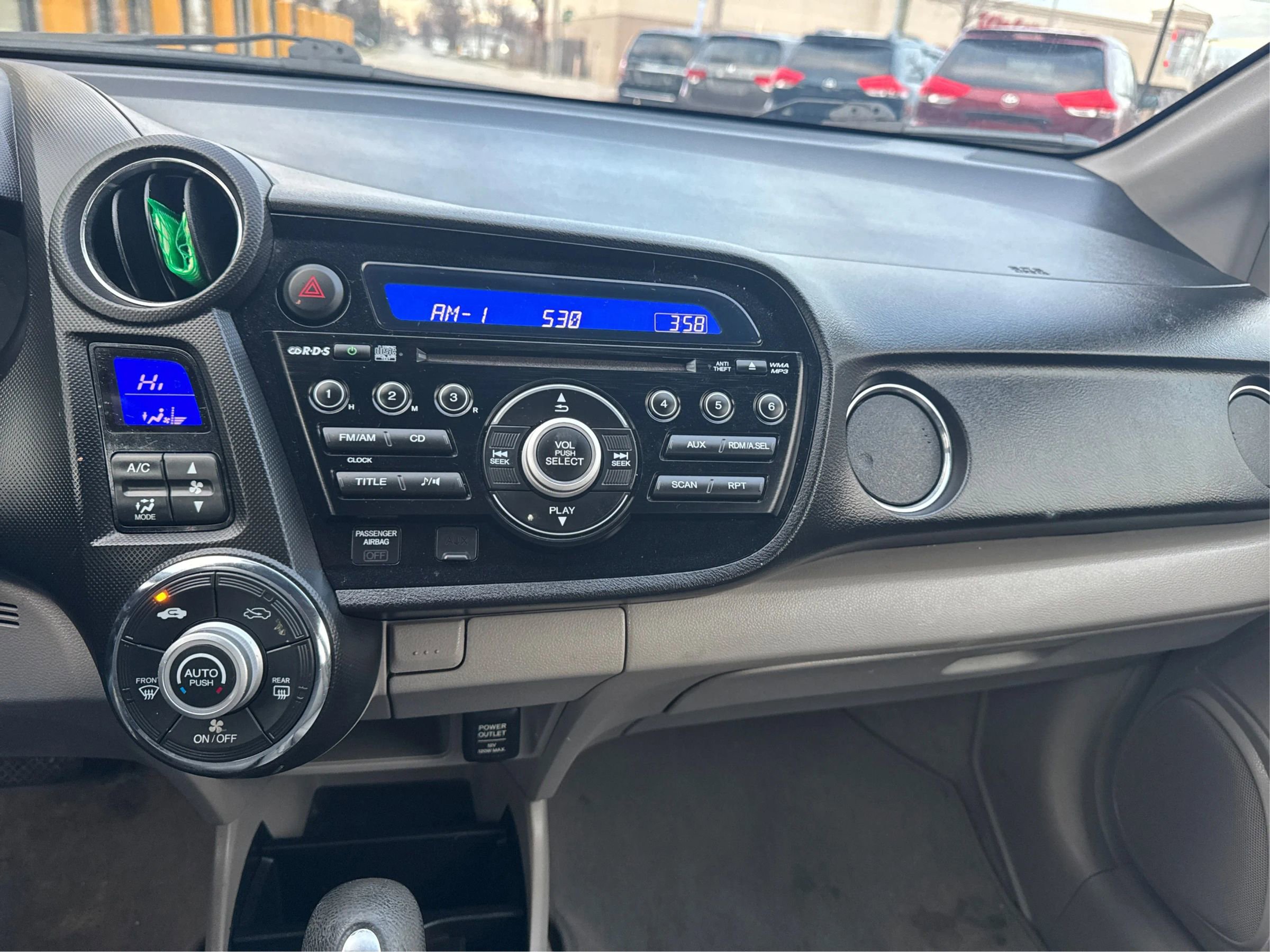 Used 2013 Honda Insight LX image 26