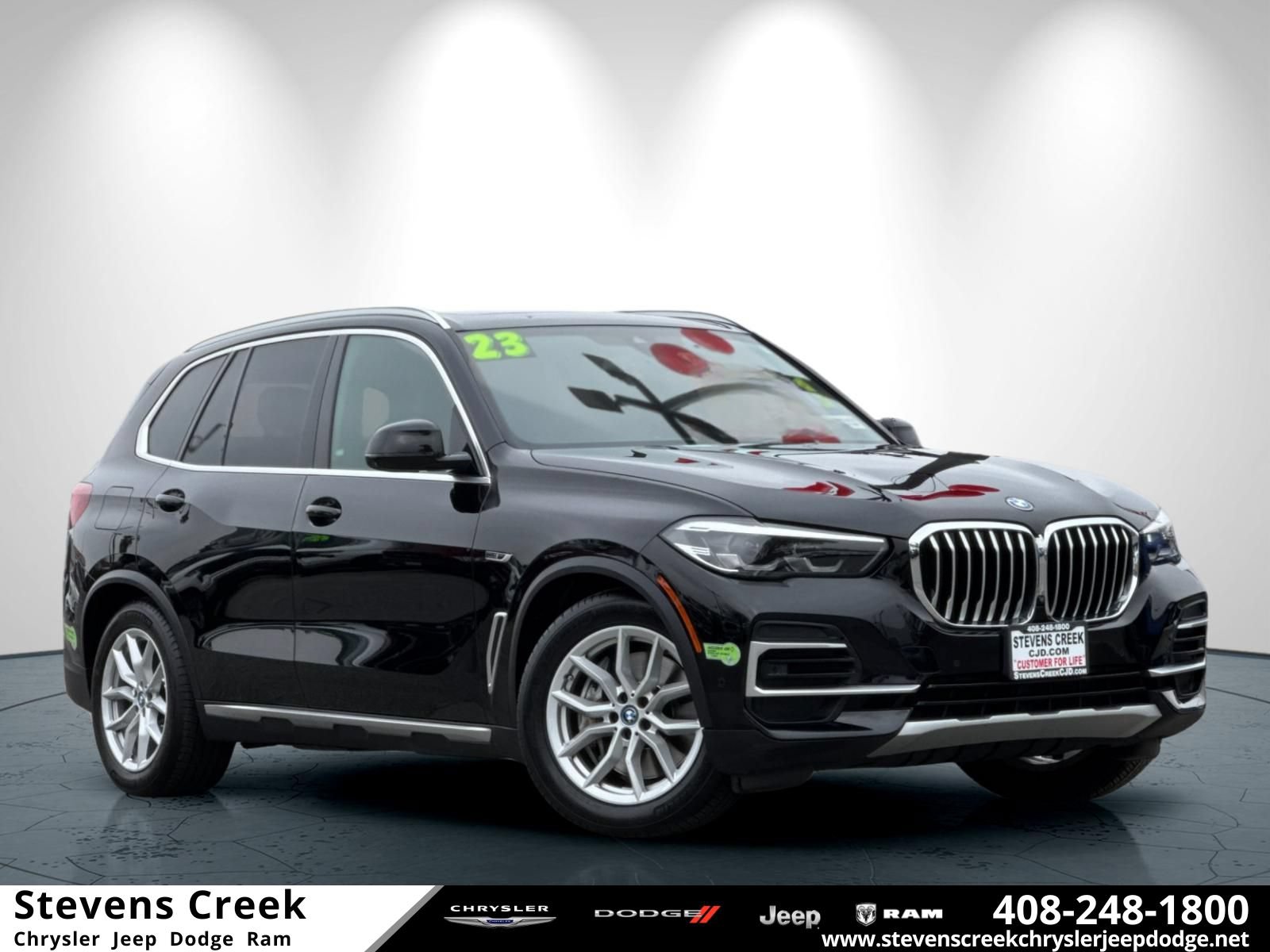 Used 2023 BMW X5 xDrive45e w/ Parking Assistance Package AWD/4WD image 1