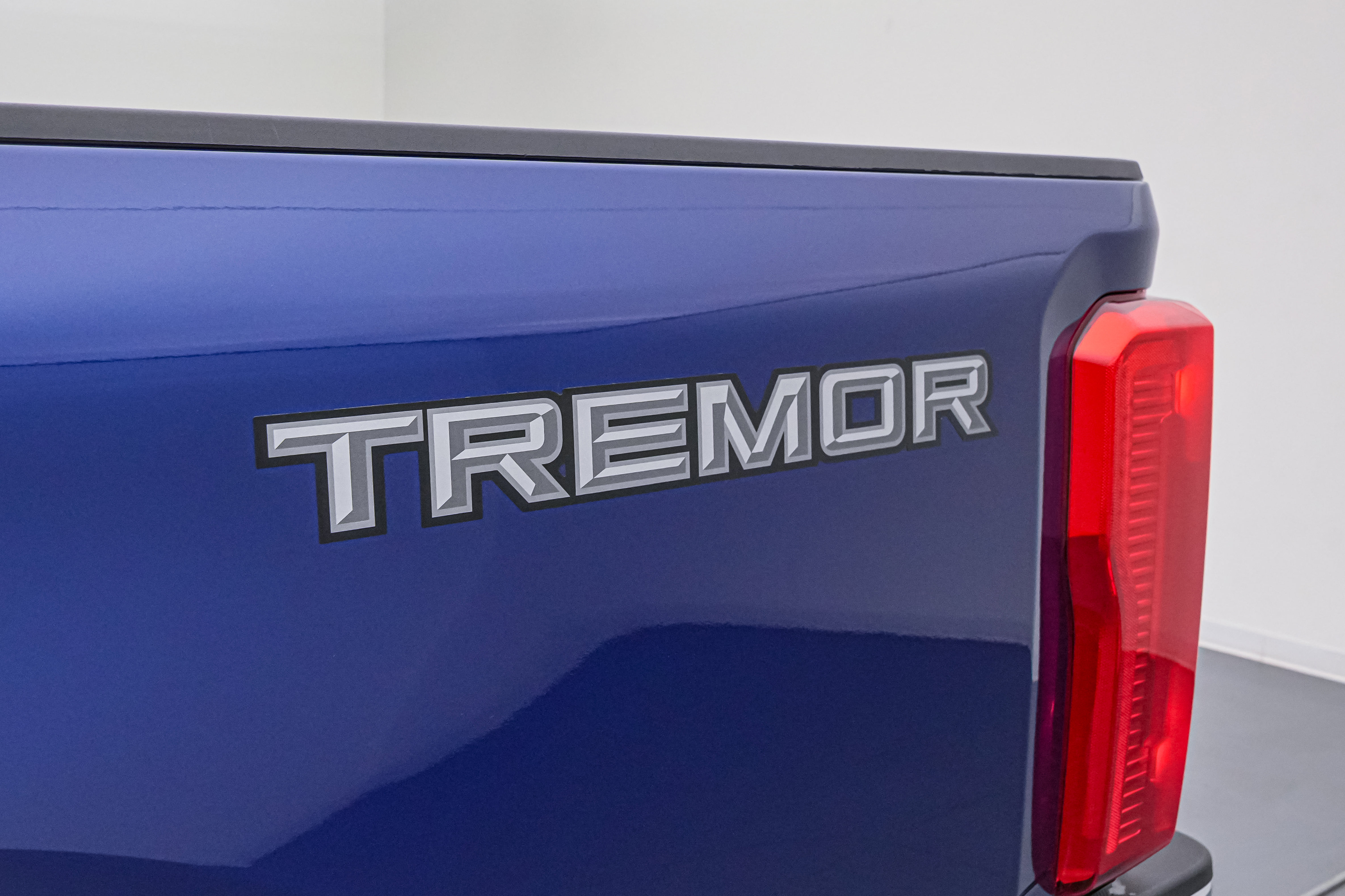 New 2026 Ford F250 XLT w/ Tremor Off-Road Package image 13