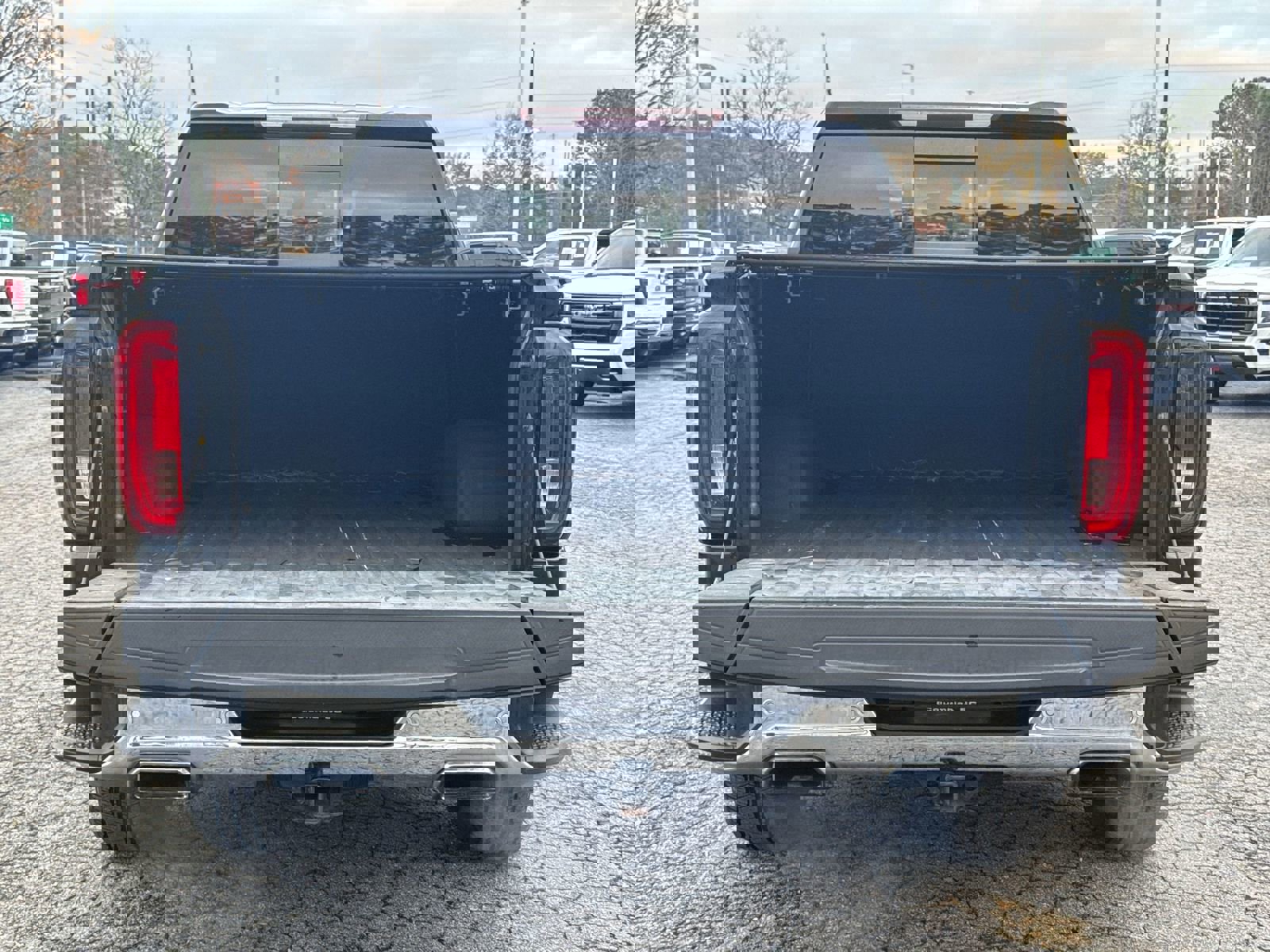 Used 2019 GMC Sierra 1500 SLT w/ SLT Premium Plus Package image 32