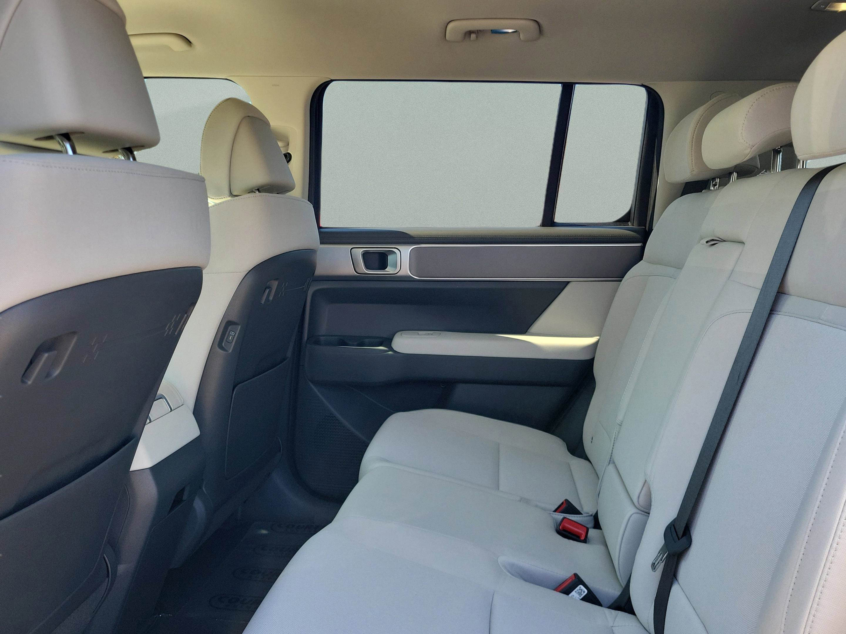 New 2026 Hyundai Santa Fe SE image 12