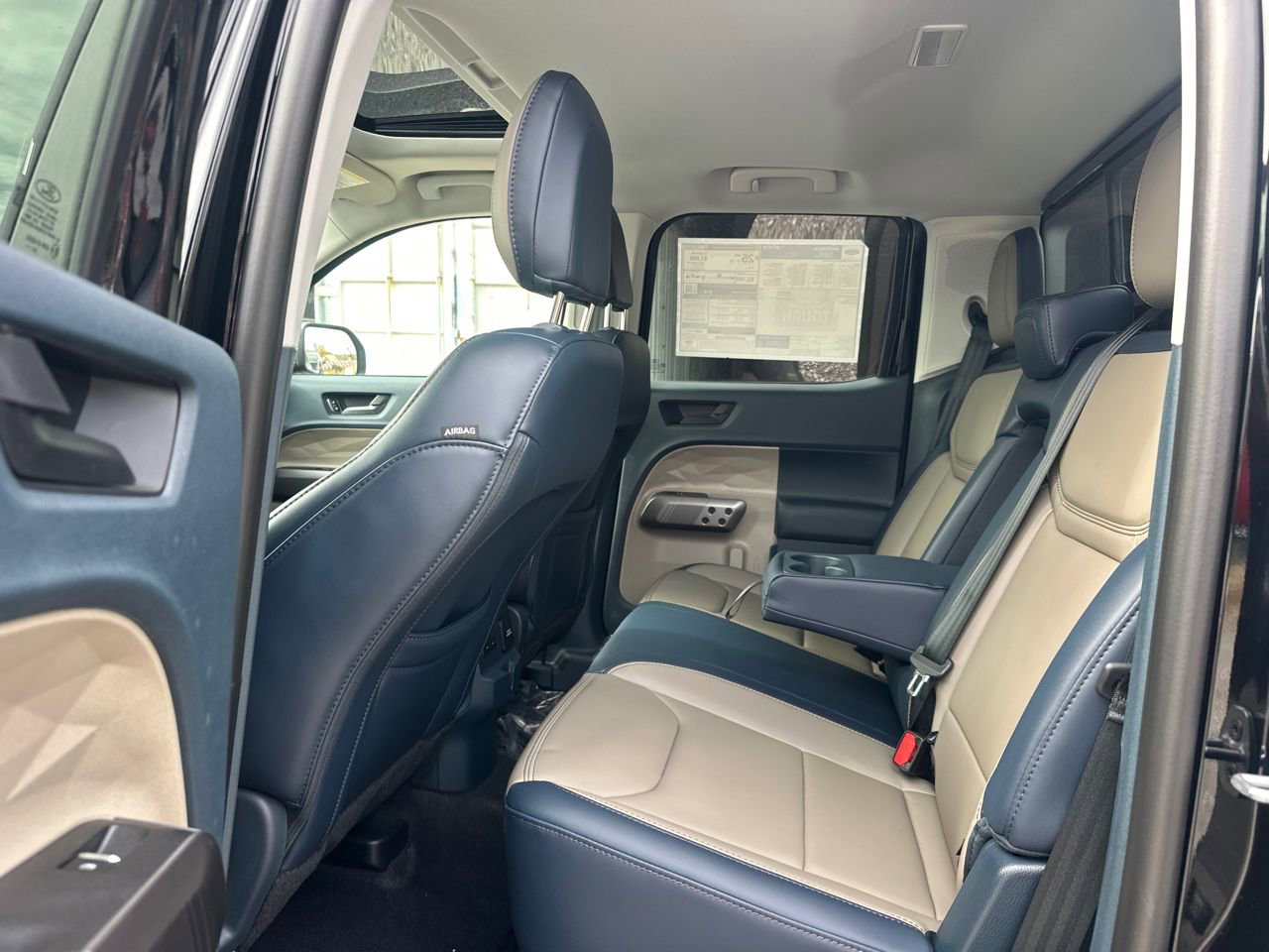 New 2025 Ford Maverick Lariat w/ 4K Tow Package image 17