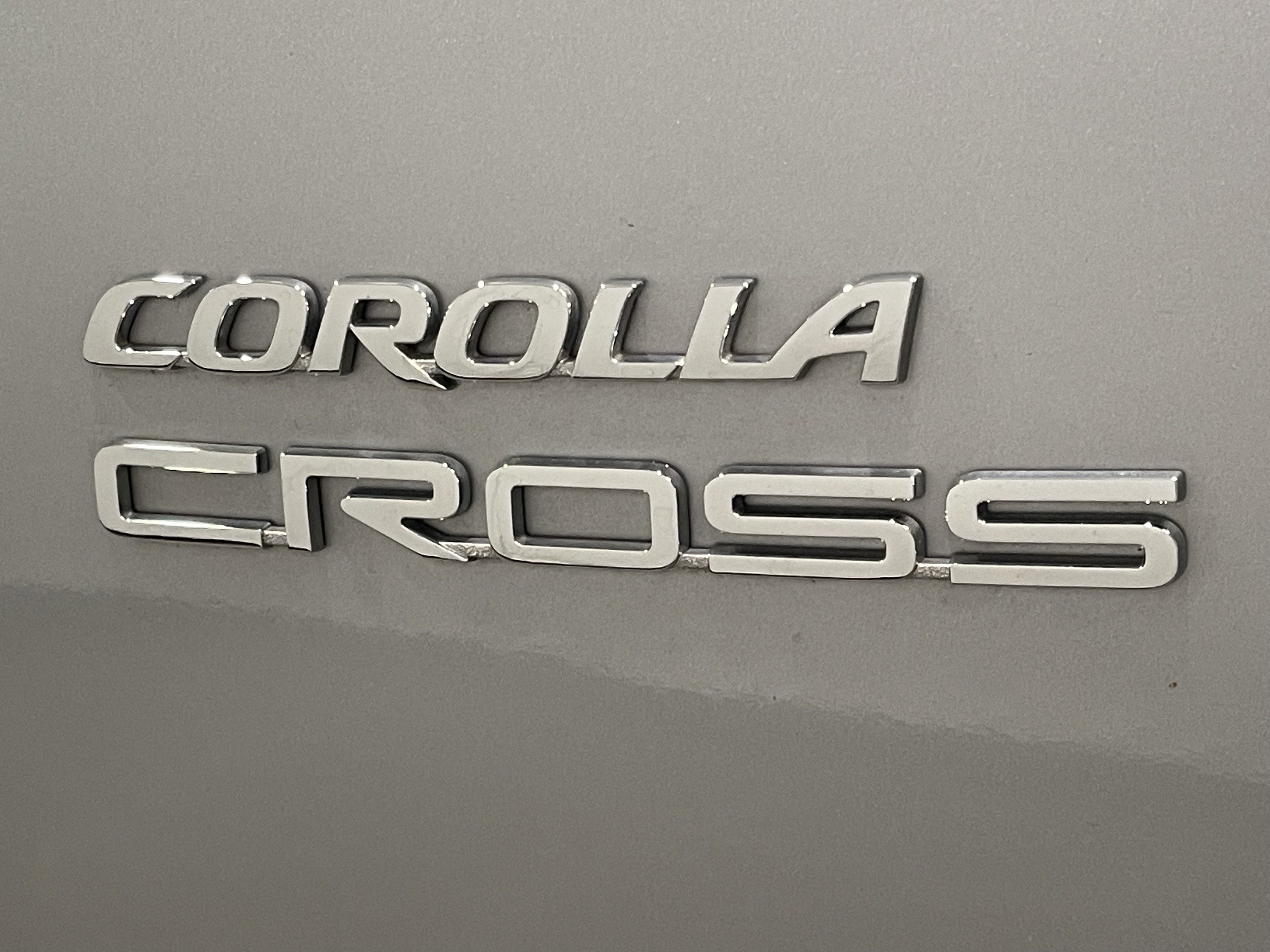 Used 2023 Toyota Corolla Cross LE AWD/4WD image 24