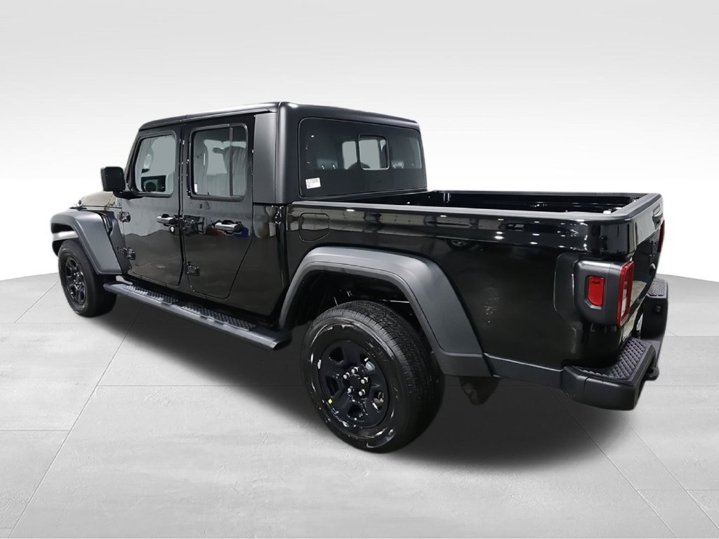 New 2026 Jeep Gladiator Sport AWD/4WD image 7