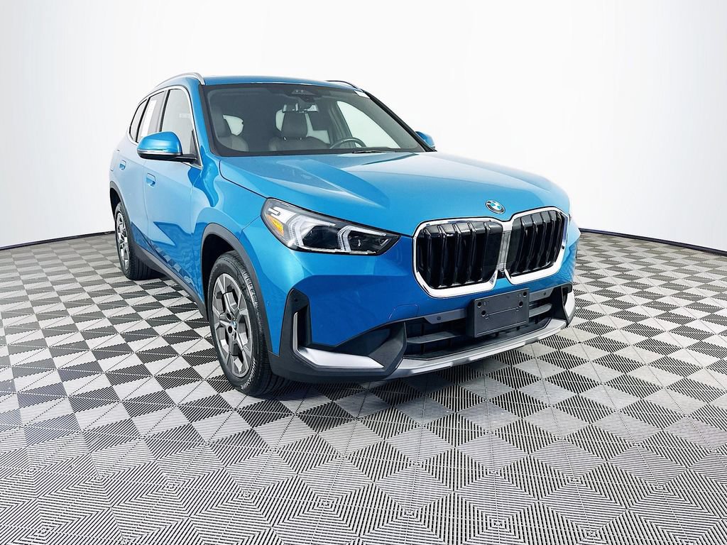 Used 2023 BMW X1 xDrive28i w/ Premium Package AWD/4WD video 2