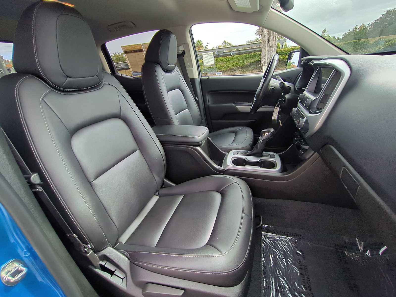 Used 2022 Chevrolet Colorado LT w/ Luxury Package AWD/4WD image 26