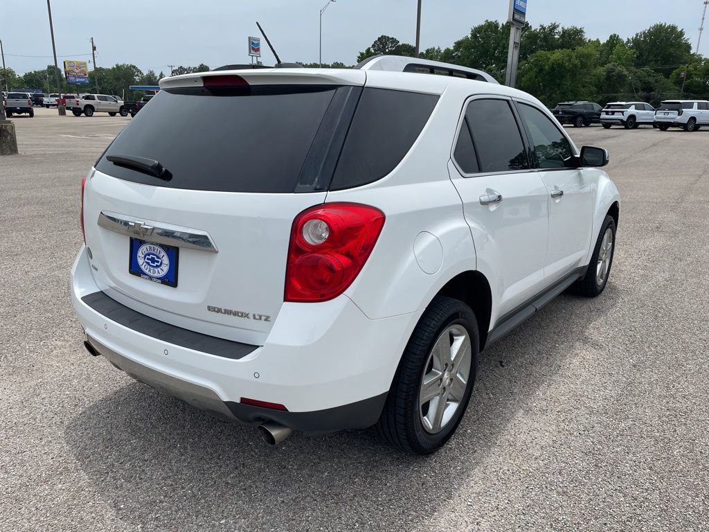 Used 2015 Chevrolet Equinox LTZ AWD/4WD image 5