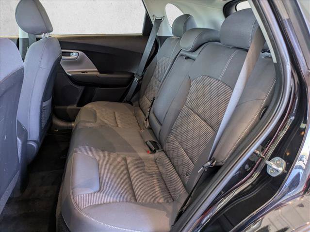 Used 2018 Kia Niro LX FWD image 17
