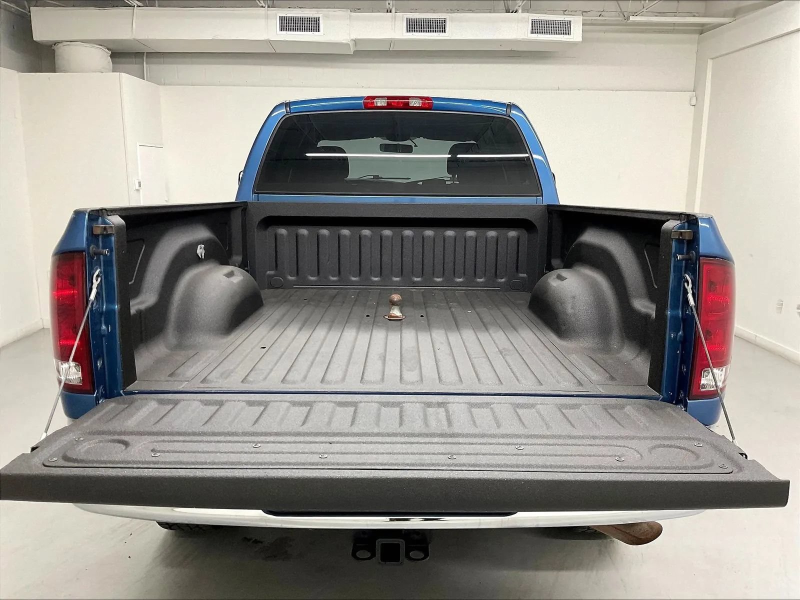 Used 2004 Dodge Ram 2500 Truck SLT w/ Trailer Tow Group AWD/4WD image 29
