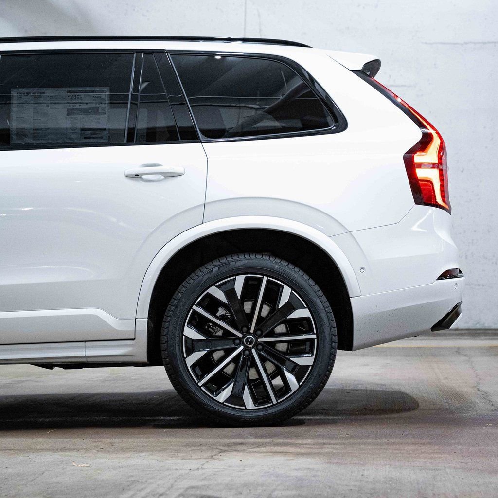 New 2026 Volvo XC90 B6 Ultra AWD/4WD image 4