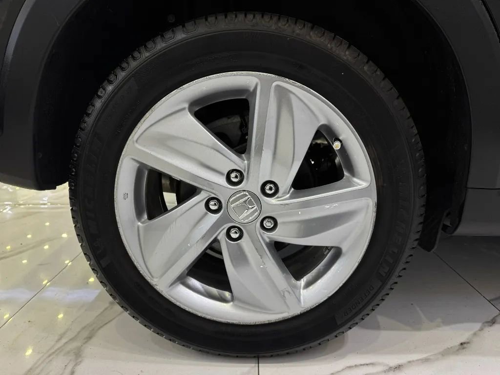 Used 2019 Honda HR-V EX-L image 9