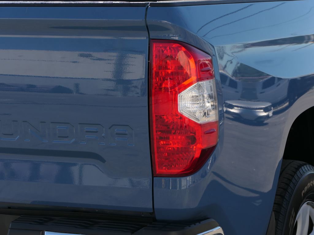 Used 2021 Toyota Tundra SR5 w/ SR5 Upgrade Package image 5