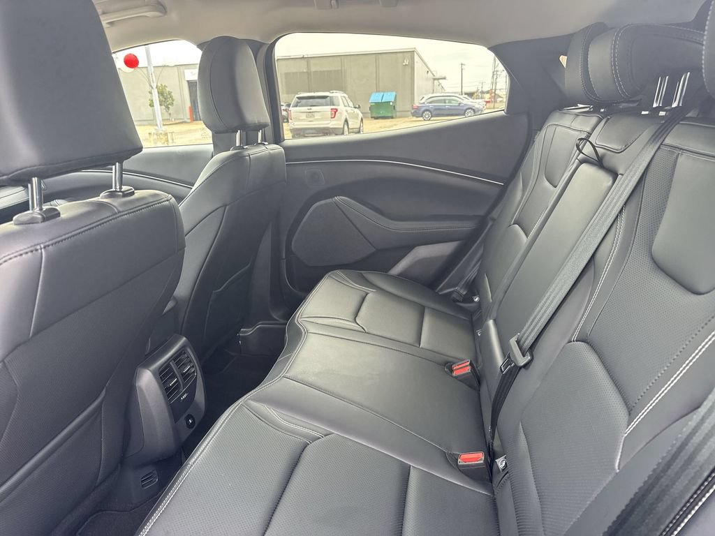 Used 2025 Ford Mustang Mach-E Premium AWD/4WD image 29
