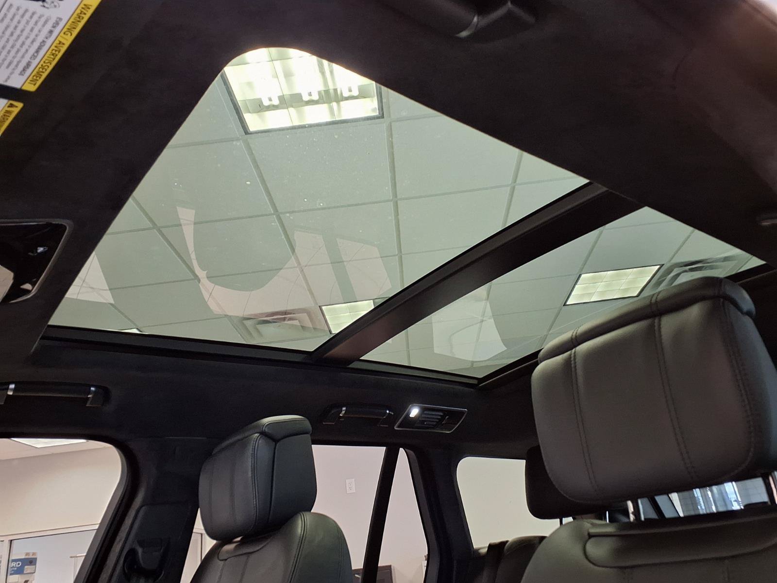 Used 2019 Land Rover Range Rover Supercharged AWD/4WD image 22