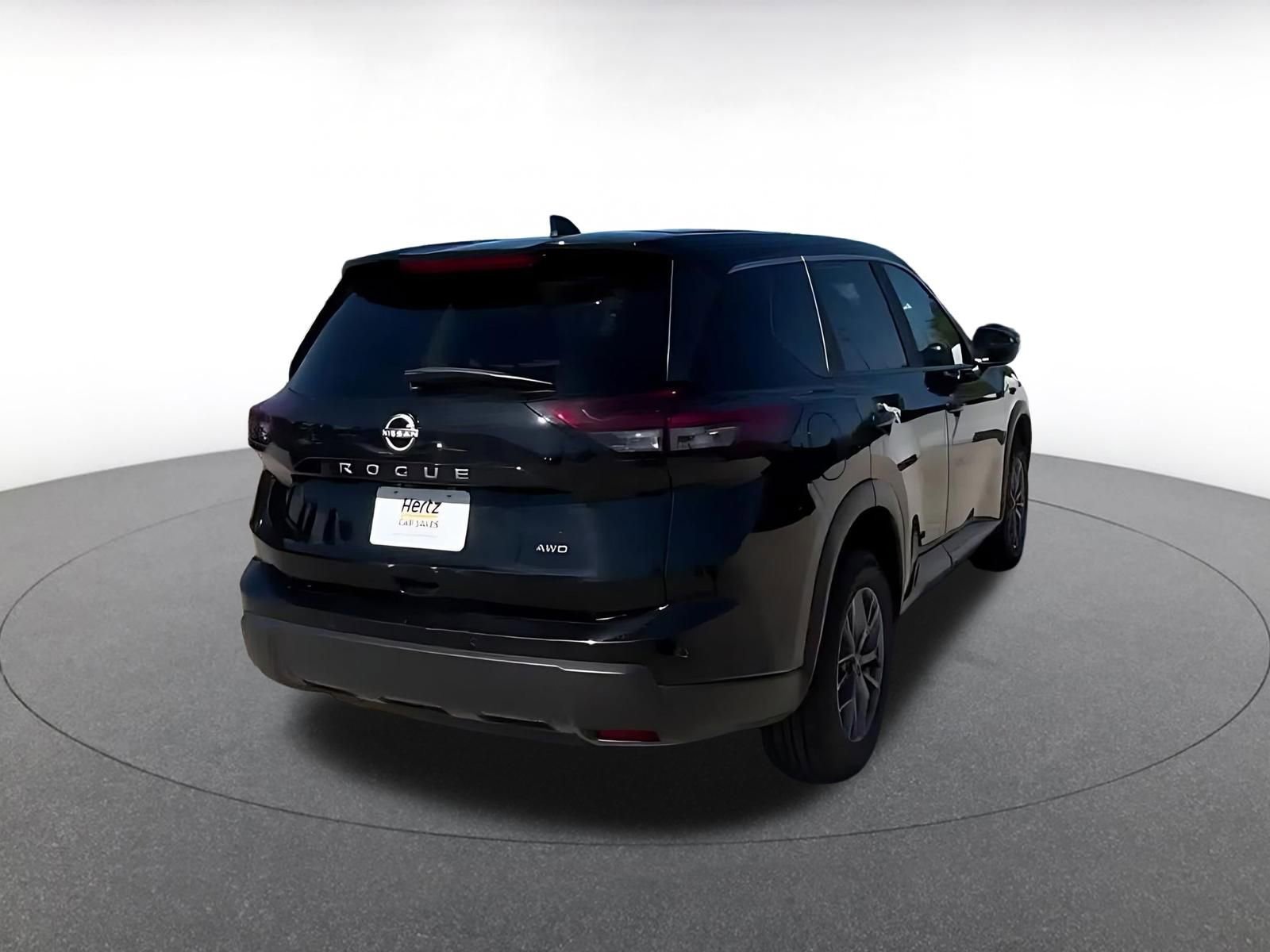 Used 2024 Nissan Rogue S AWD/4WD image 14