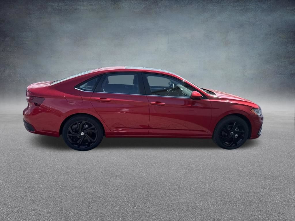 New 2026 Volkswagen Jetta SE FWD image 6