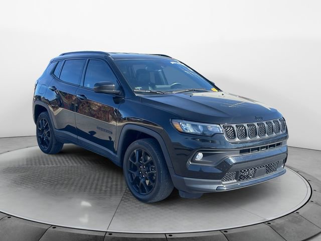 Used 2023 Jeep Compass Altitude image 7
