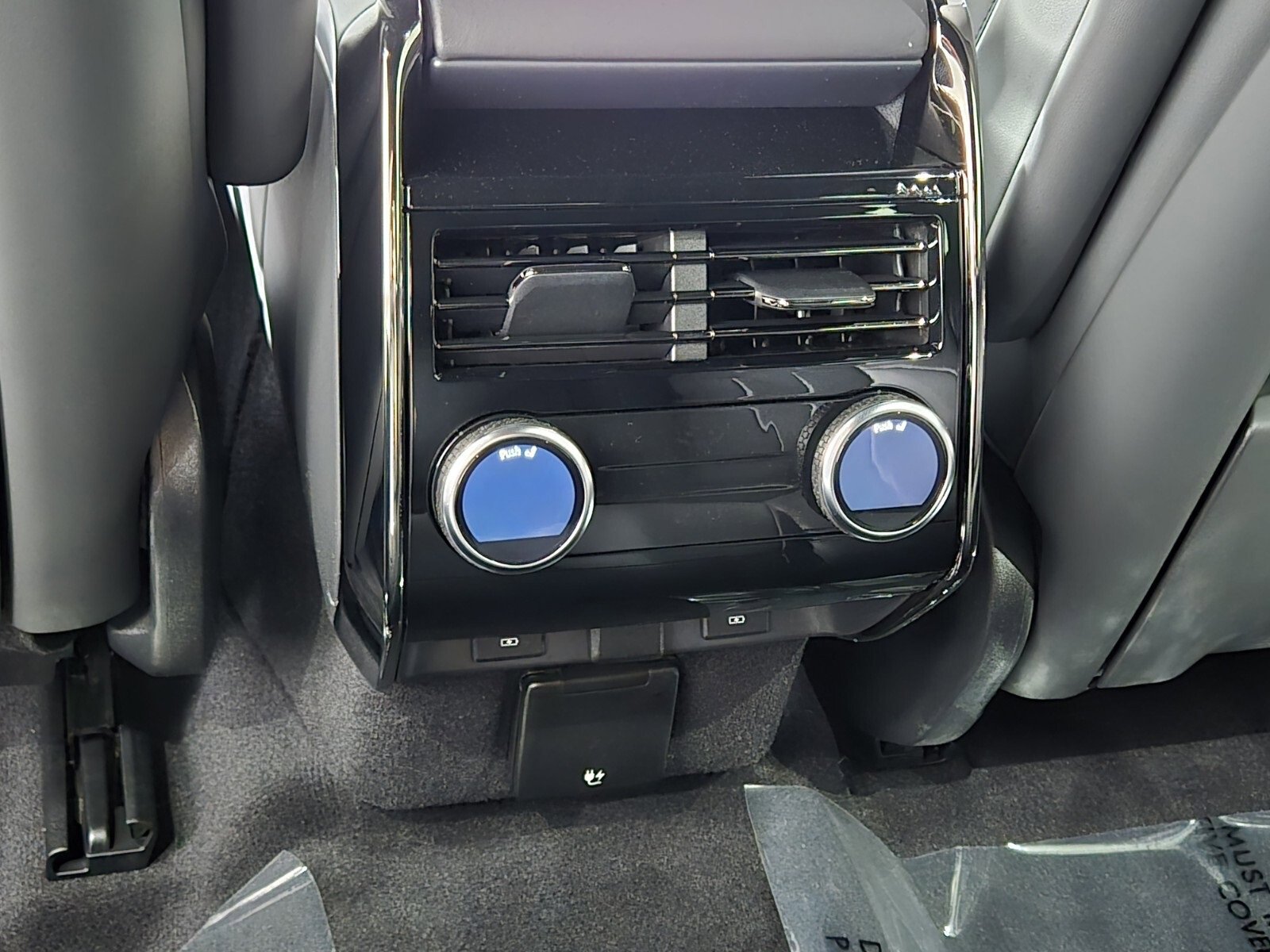 New 2026 Land Rover Range Rover Sport Dynamic SE image 13