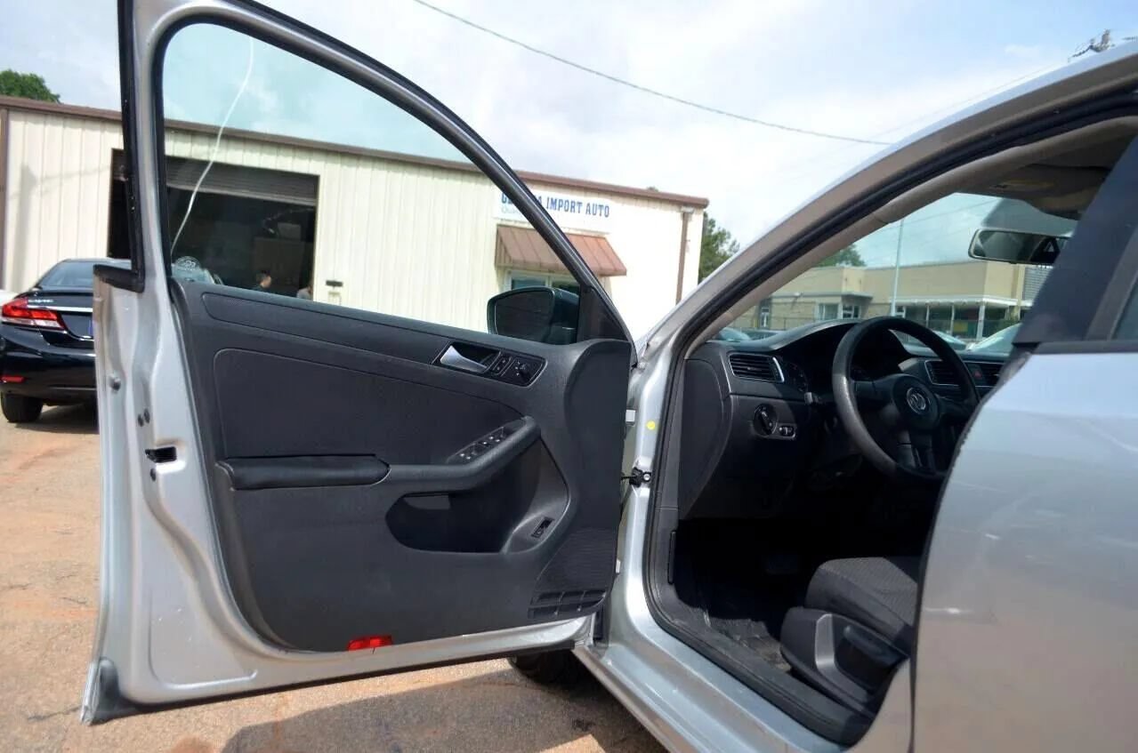 Used 2014 Volkswagen Jetta S FWD image 26